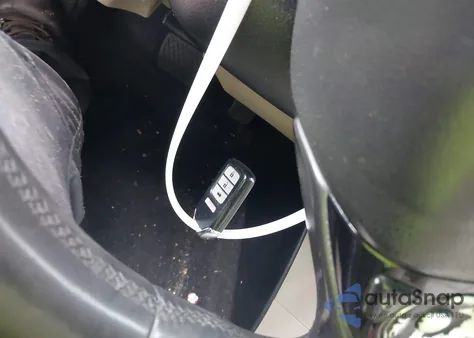 2014 Honda Accord Hybrid Touring z USA, uszkodzony, nr VIN 1HGCR6F7XEA001329